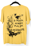 Camiseta O Rock Ainda Pulsa no Coração