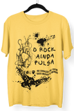 Camiseta O Rock Ainda Pulsa no Coração